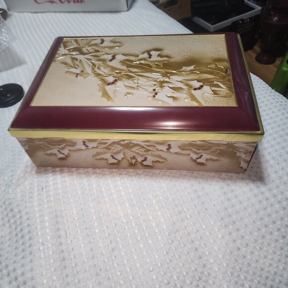VINTAGE HENRY LAMBERTZ 2001 METAL TIN TREASURE CHEST COOKIE TIN HINGED LID - Picture 1 of 10